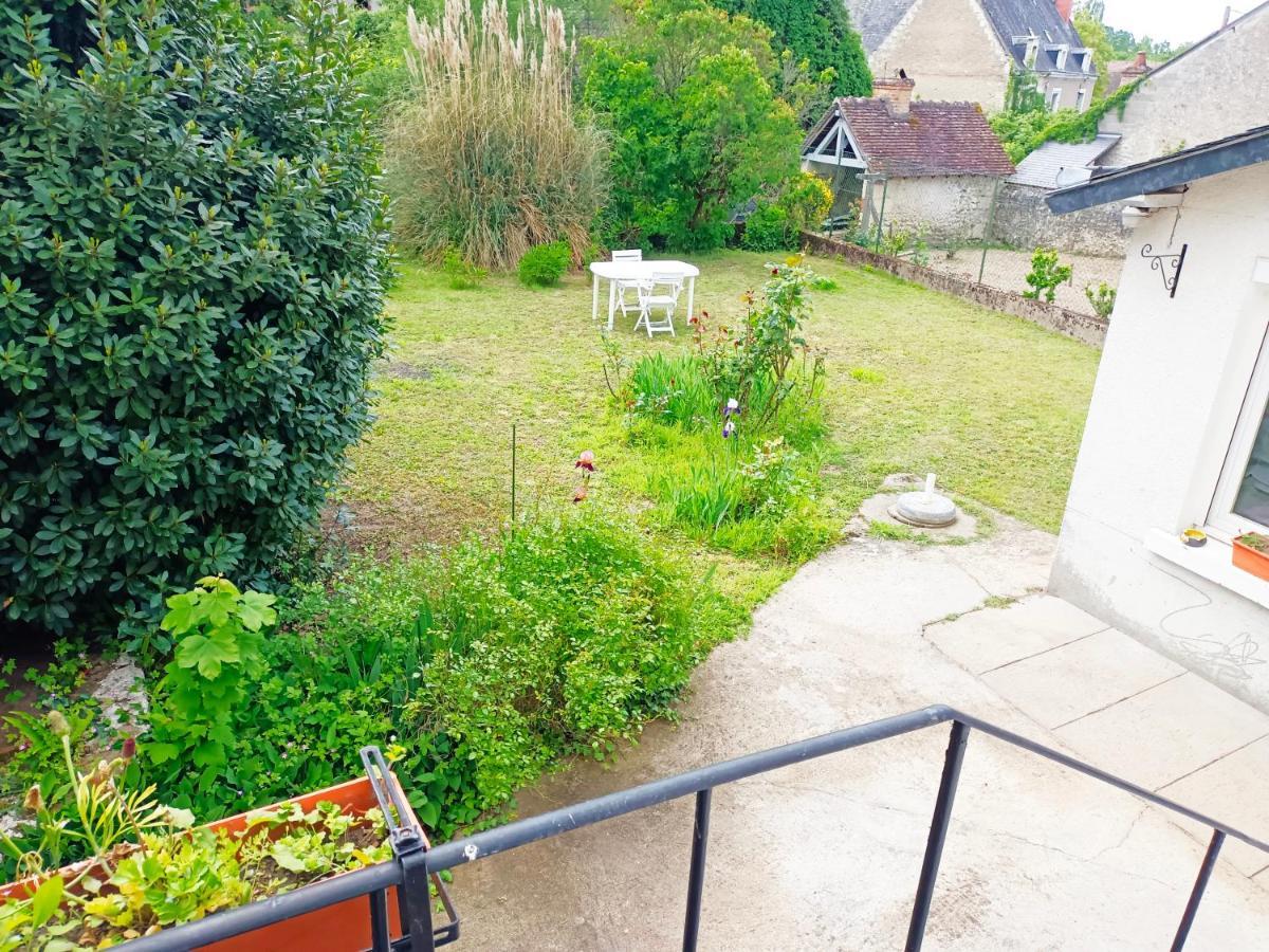 Petite Maison Etape Loire A Velo Ou Compostelle Mosnes Kültér fotó